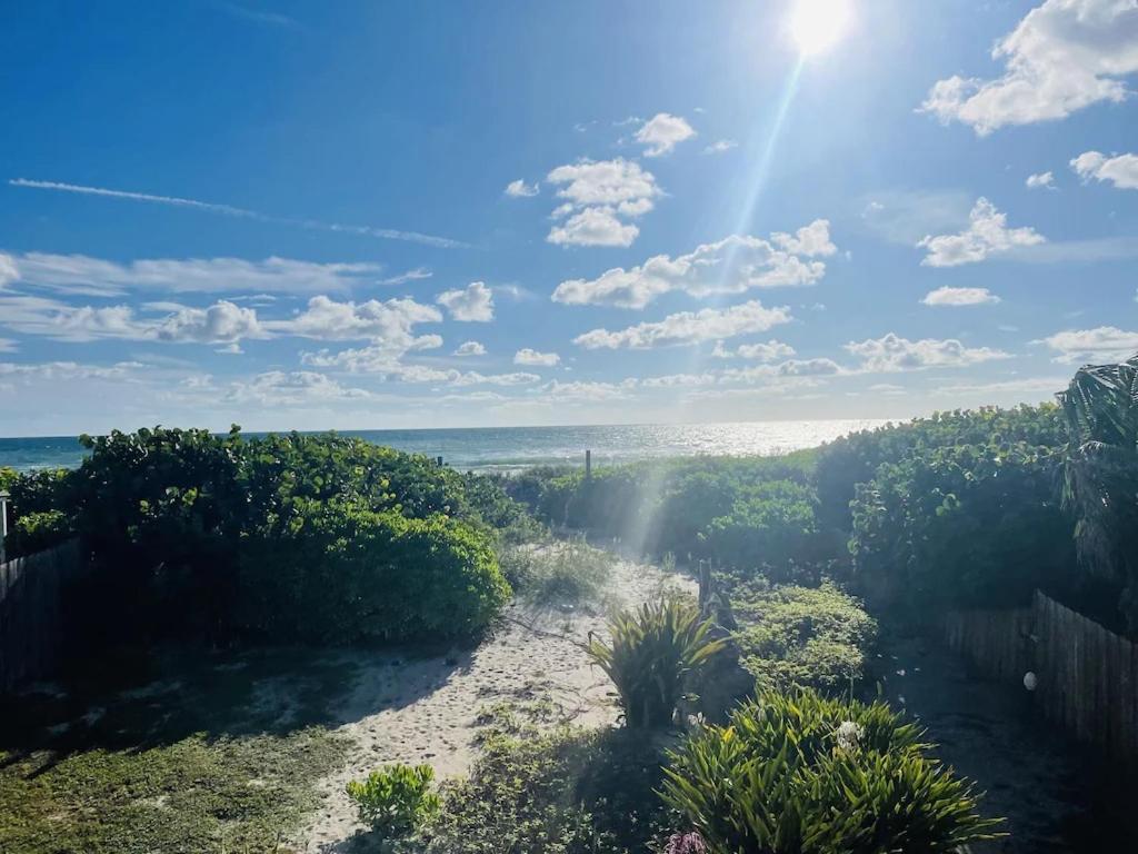 Comfy Beach House On Vero Beach Esterno foto